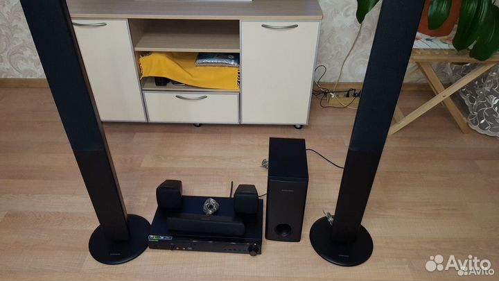 Домашний кинотеатр samsung HT-TZ122