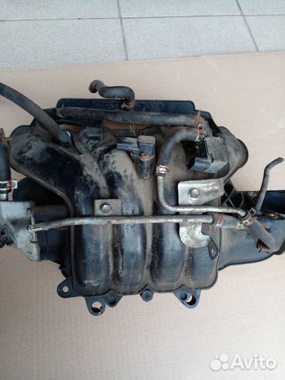 Впускной коллектор suzuki Grand Vitara 2.0 2.4