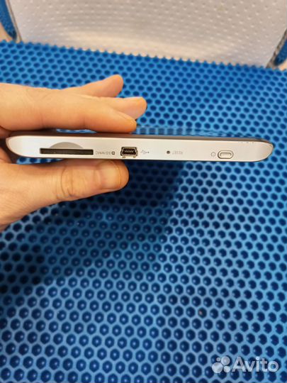 Электронная книга Pocketbook iq701