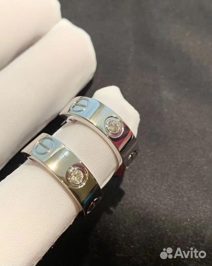 Серьги cartier love с муассанитами