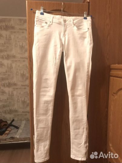 Джинсы женские