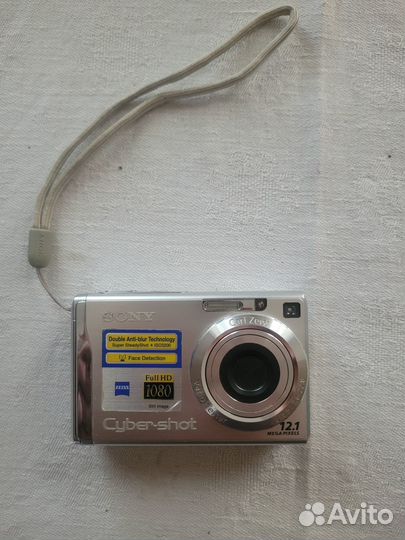 Цифровой фотоаппарат sony cyber shot