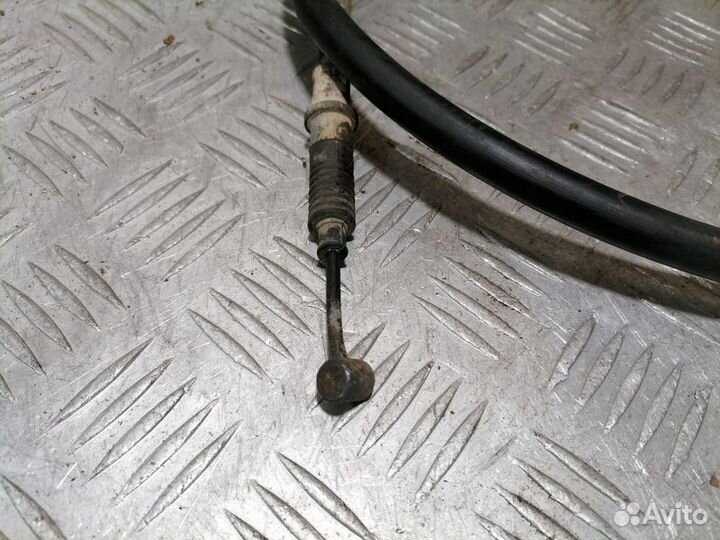 Трос стояночного тормоза Mitsubishi L200 2006-2016