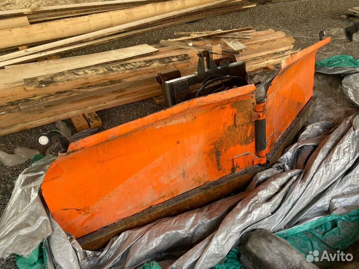 Отвал для уборки снега manitou