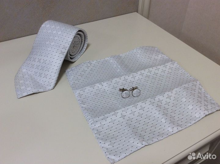 Набор галстук+запонки+платок