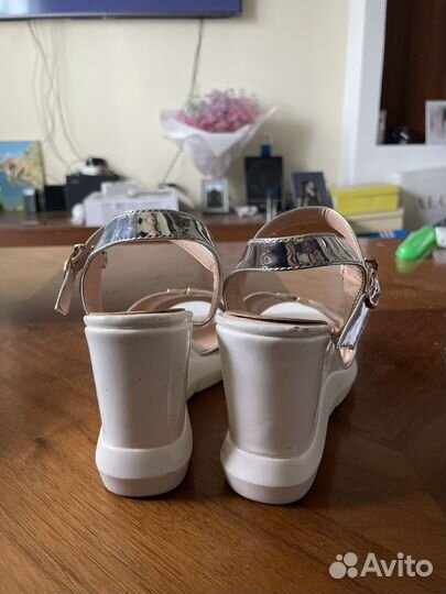 Босоножки женские 36 размер