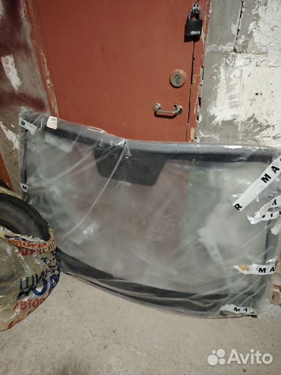 Лобовое стекло на kia rio 4