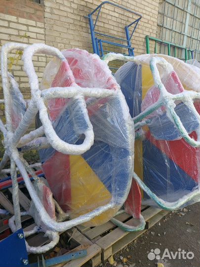 Карусель, горка, балансир Q10882