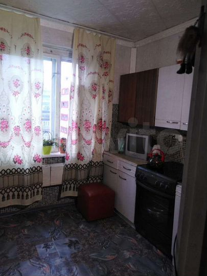 2-к. квартира, 49 м², 9/9 эт.