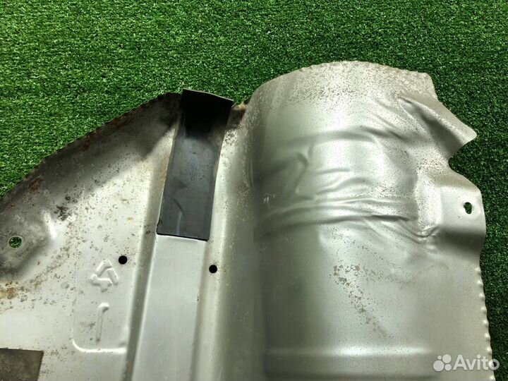 Тепловой экран Lexus Gs460 URS190 1UR-FSE 07.2009