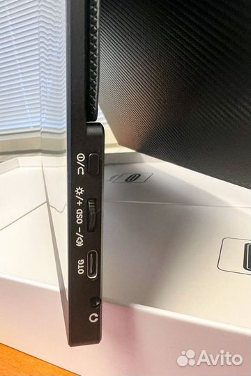 Портативный монитор Arzopa 17.3