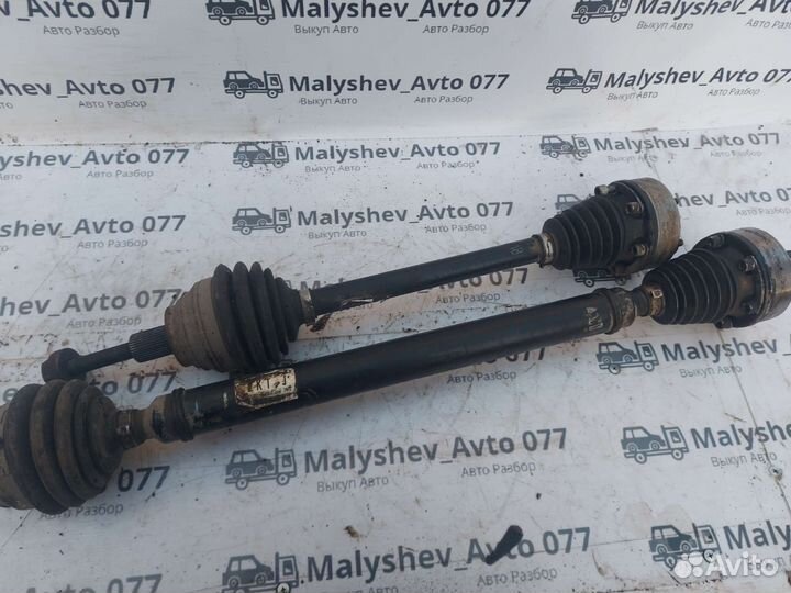 Привод левый /правый Volkswagen Jetta B5 BSE