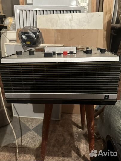 Катушечный магнитофон комета 209 1975 года