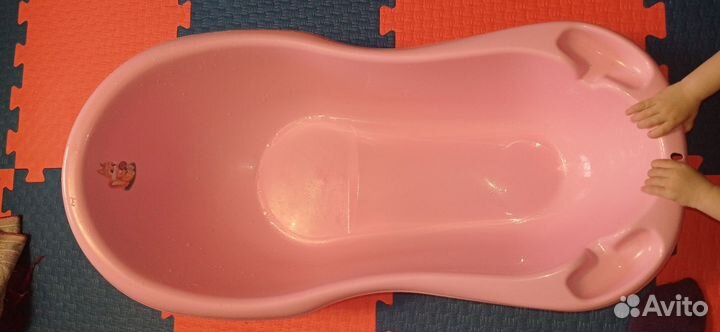 Ванночка для купания с горкой