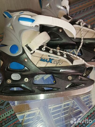 Коньки хоккейные детские