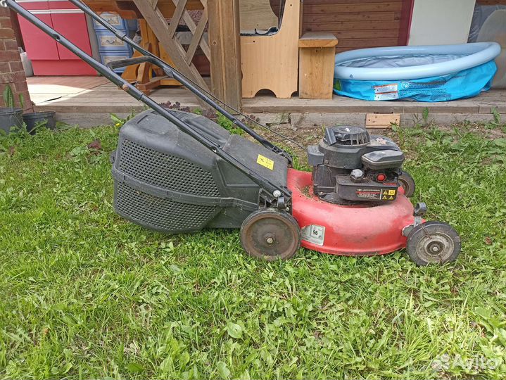 Газонокосилка бензиновая