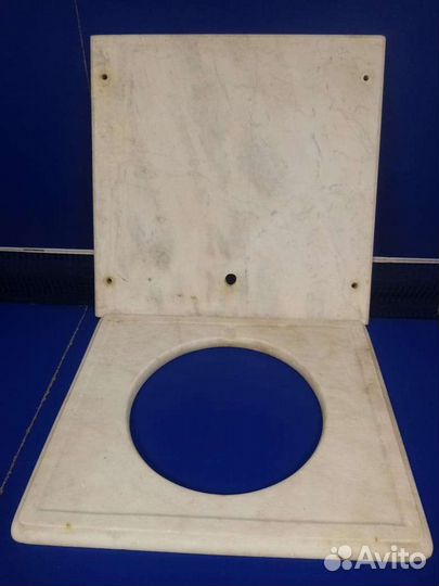 Мраморный старинный умывальник