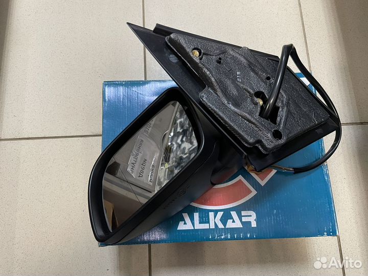 Зеркало левое эл. VW Polo 2001-2009