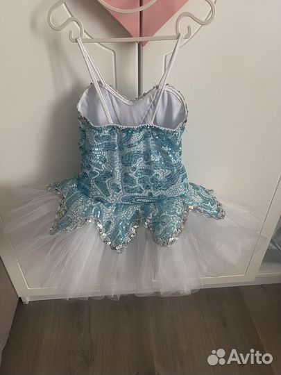 Нарядное платье