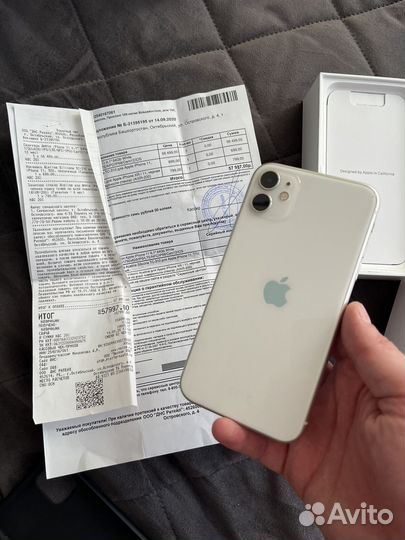 iPhone 11, 64 ГБ
