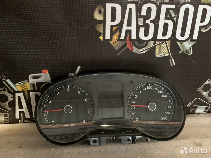 Volkswagen polo щиток приборов