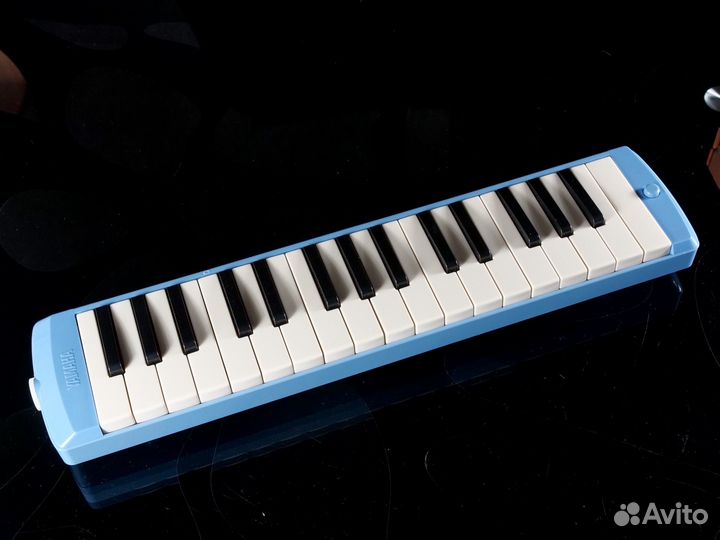 Пианика Yamaha P-32D