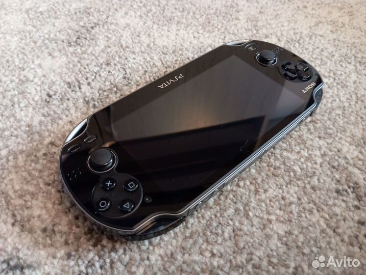 Прошитая PS Vita (Black) 32Gb+куча игр
