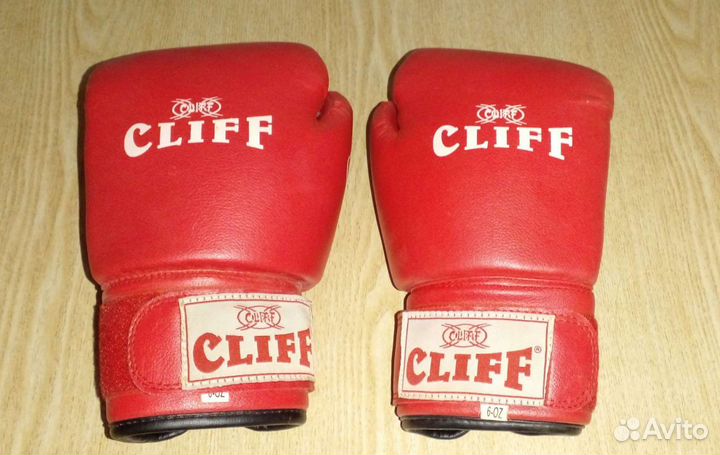Боксерские перчатки спорт бокс