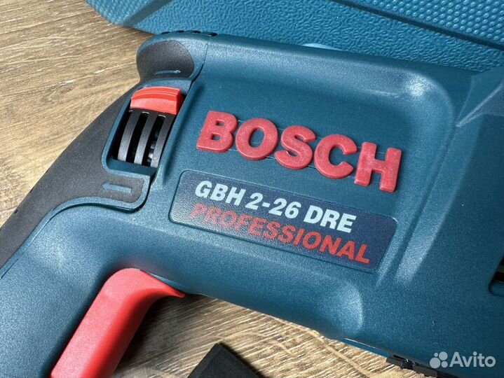 Перфоратор Bosch GBH 2-26 DRE с набором буров