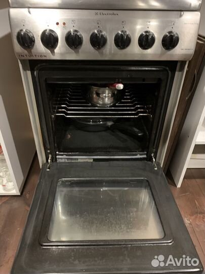 Плита стеклокерамика Electrolux