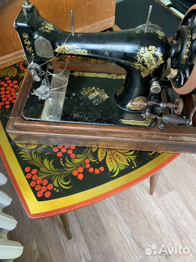 Швейная машинка б/у singer