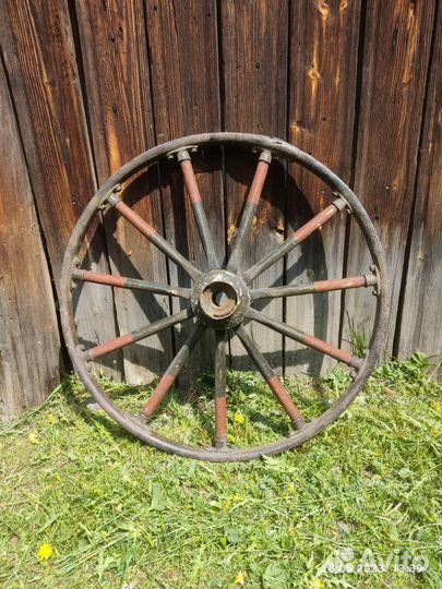 Колесо деревянное