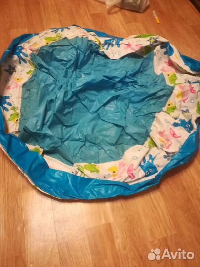 Надувной бассейн