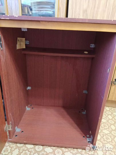 Тумба с ключом