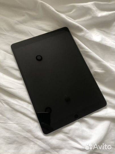 Планшет Apple iPad Pro 10.5 2017 WI FI