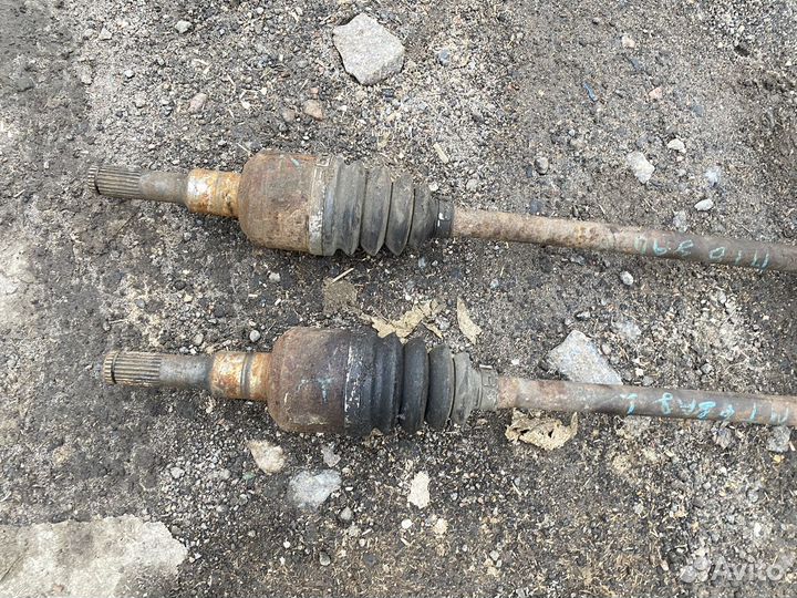 Привод задний правый Mazda Tribute