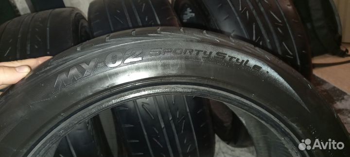 Bridgestone MY-02 Sporty Style 225/45 R17 91W