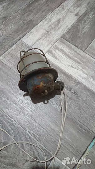 Светильник