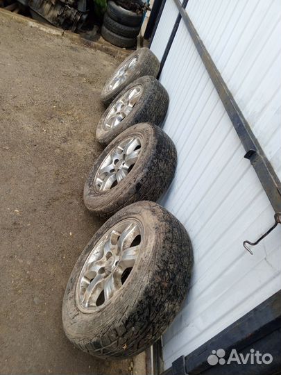 Dunlop DSX 215/65 R16