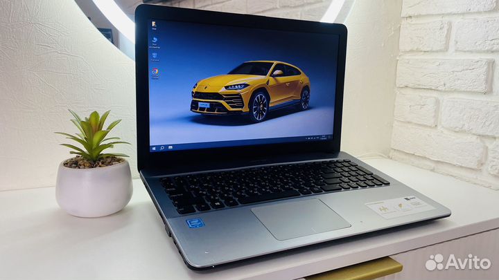 Ноутбук asus/SDD