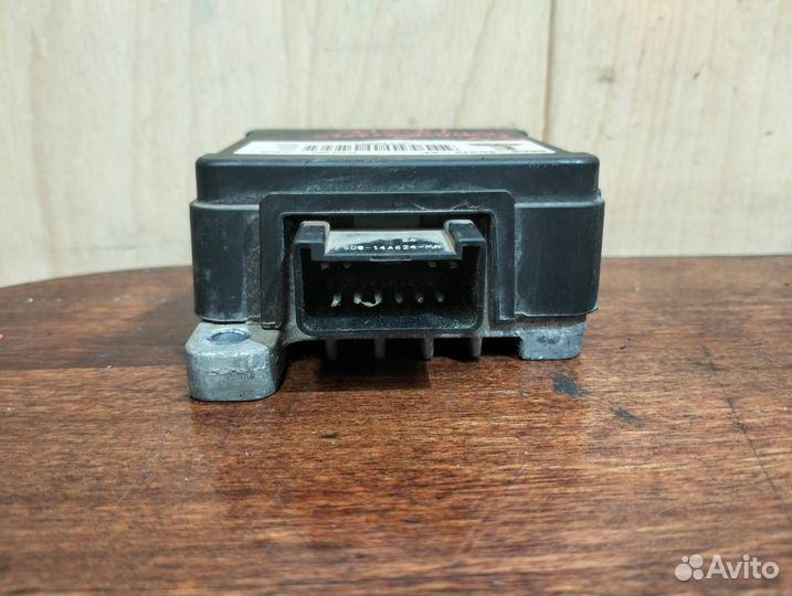 Блок управления топливным насосом Ford focus 1