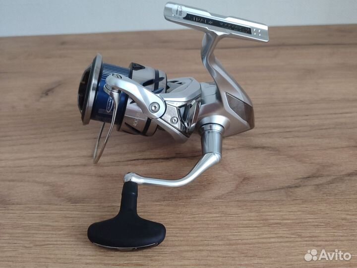 Катушка Shimano Stradic 4000MHG