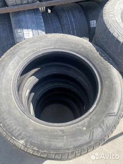 Bridgestone Alenza 001 215/65 R16