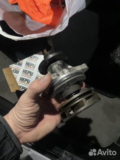 Помпа BMW E39 fenox HB 2314