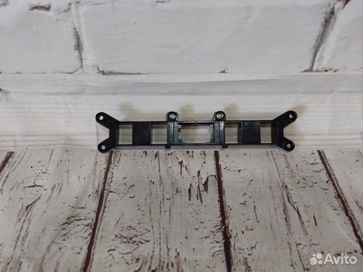 Кронштейн кнопок на панели приборов Picanto 05-10