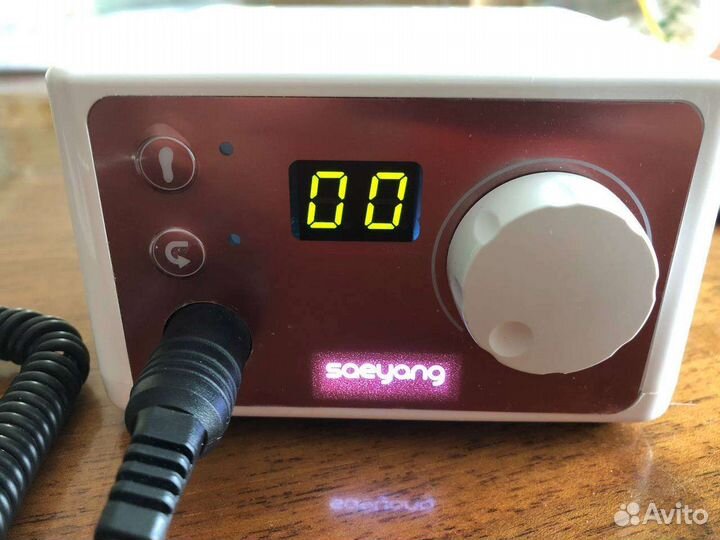 Маникюрный аппарат