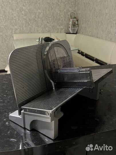 Слайсер для нарезки сыра колбасы и т д