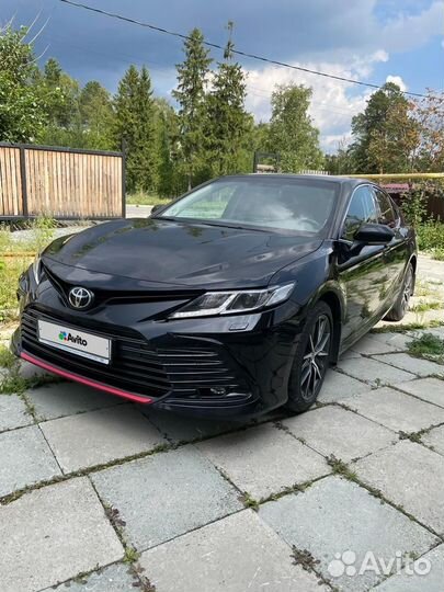Toyota Camry 2.5 AT, 2021, 60 000 км