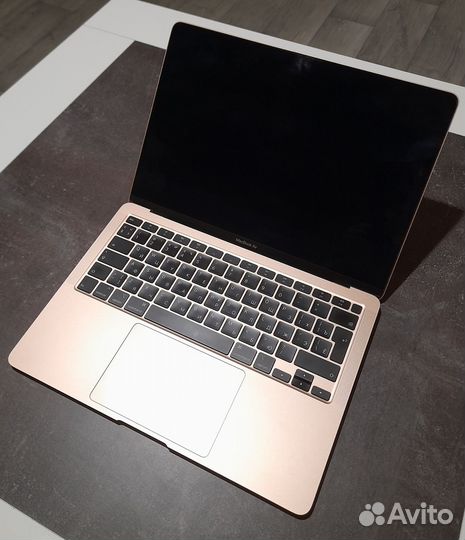 Apple MacBook Air