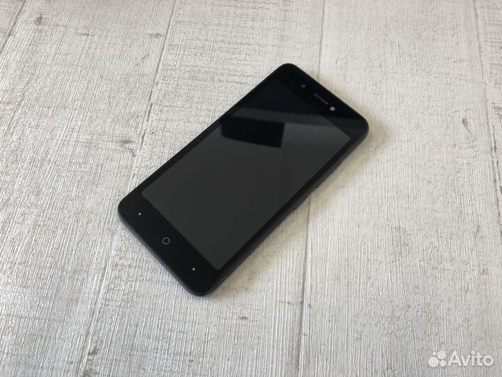 Itel A25 1/16 гб LTE